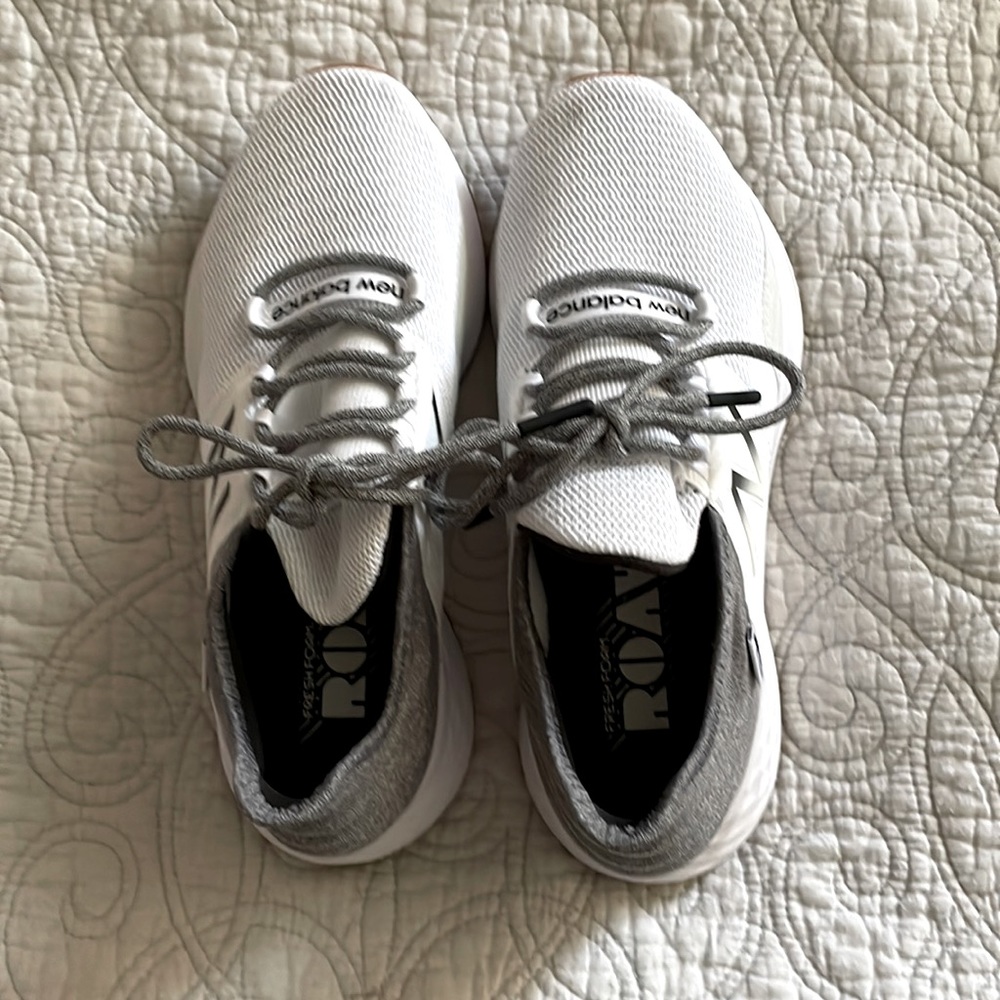 New Balance Fresh Foam Roav running shoes.  Size 7.